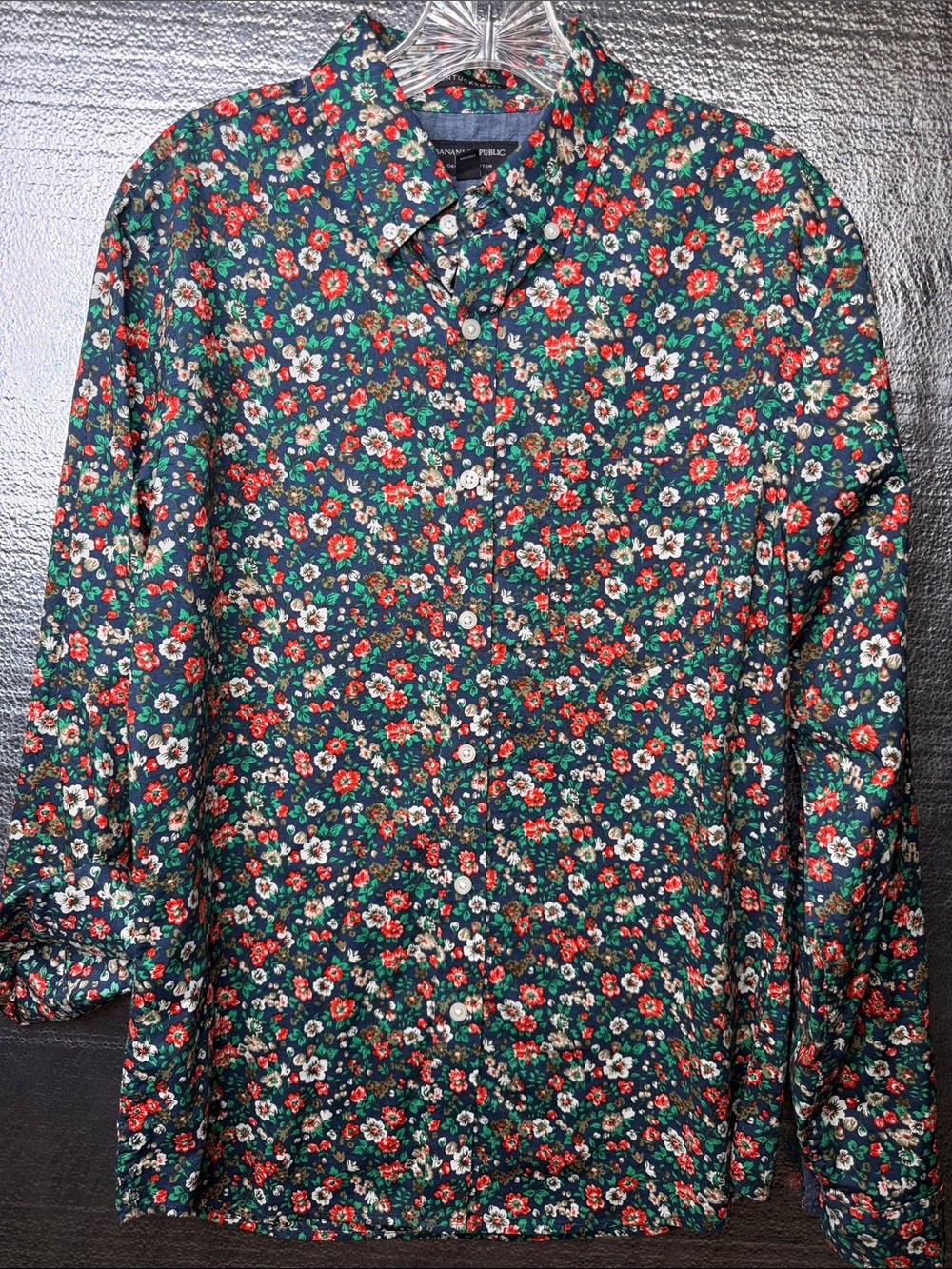 Banana Republic Green Floral Button-Down Shirt with Red & White Accents